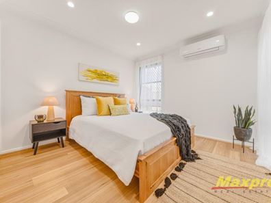 4/3 Acacia Place, Lynwood WA 6147