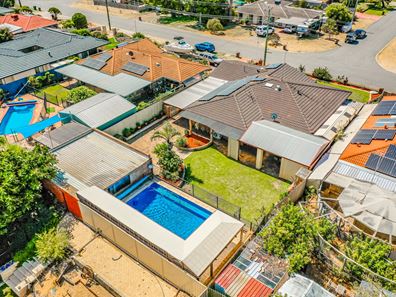 9 Barbrook Way, Warnbro WA 6169