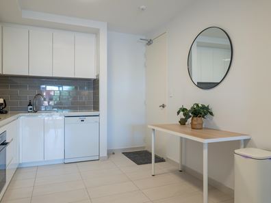 5/18 Sykes Avenue, Innaloo WA 6018