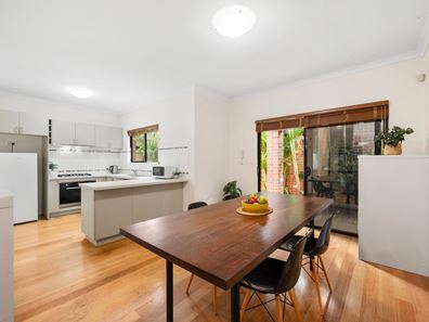 10/9 Healy Road, Hamilton Hill WA 6163