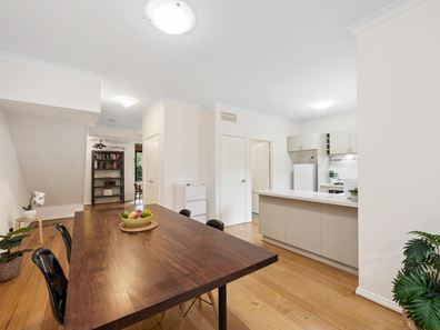 10/9 Healy Road, Hamilton Hill WA 6163