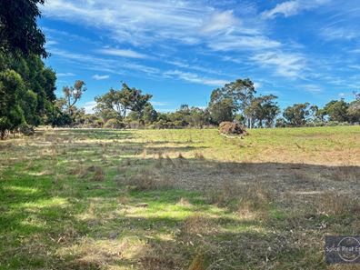 124 Sheoak Drive, Hay WA 6333
