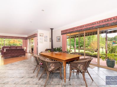 124 Sheoak Drive, Hay WA 6333