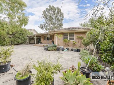 17 Sturtridge Road, Lockridge WA 6054