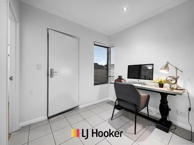 25B Newhaven Way, Nollamara WA 6061