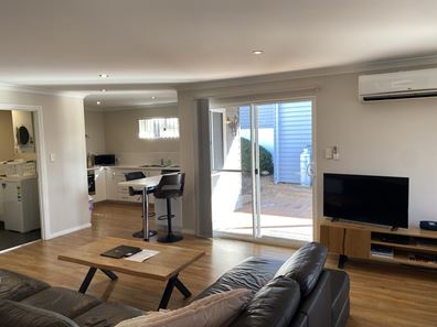 12/1652 Caves Road, Dunsborough WA 6281