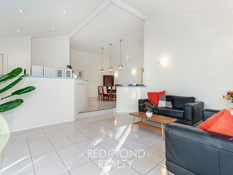 15 Asquith Court, Greenwood