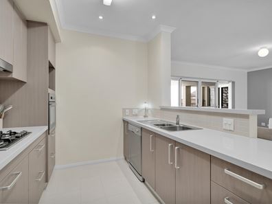 1/27 Gorham Way, Spearwood WA 6163