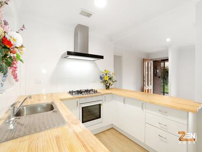 14 Mcalister Place, Thornlie WA 6108