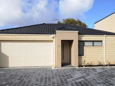 2/25 Vermont Street, Nollamara WA 6061