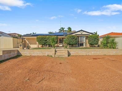12 Kingfisher Drive, Halls Head WA 6210