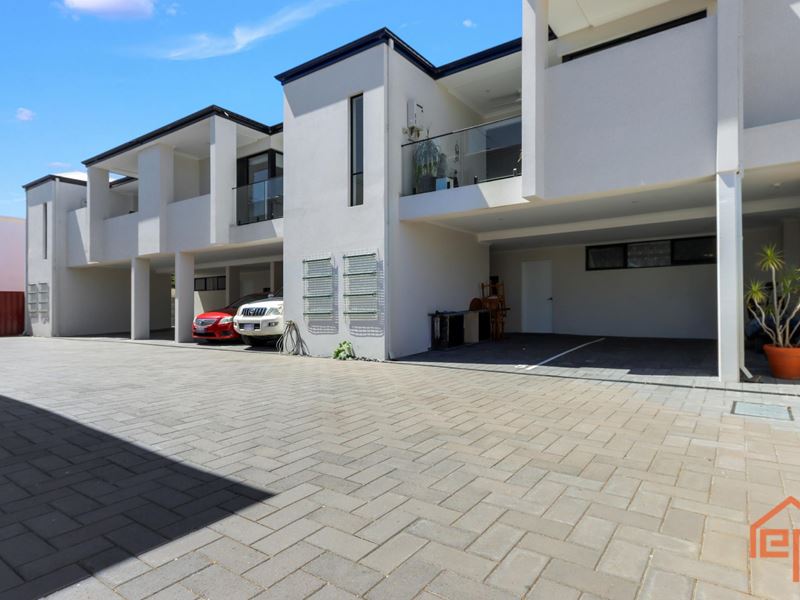 8/3 Garston Way, North Coogee WA 6163