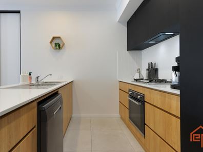 8/3 Garston Way, North Coogee WA 6163