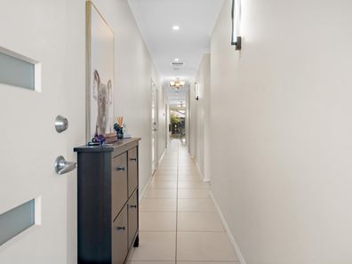 8 London Link, Aubin Grove WA 6164