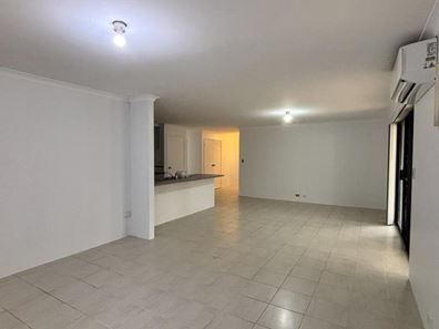 16 Polglase Fairway, Clarkson WA 6030
