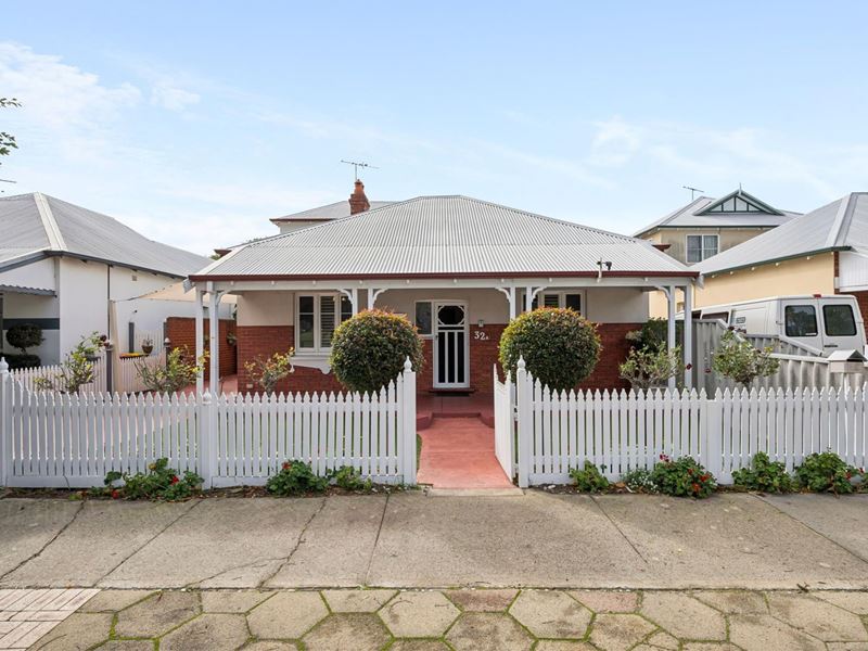 32A Washington Street, Victoria Park WA 6100