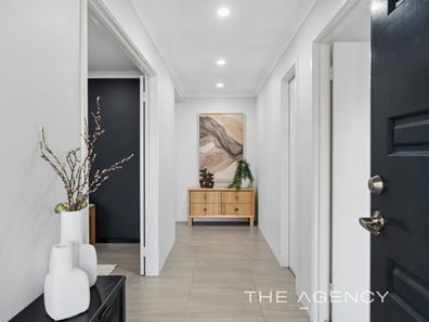 44 Collanda Circuit, Carramar WA 6031