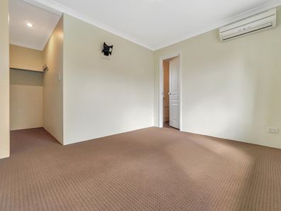 4/12 Hepburn Way, Balga WA 6061
