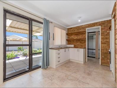4 Durack Crescent, Gosnells WA 6110