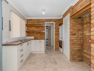 4 Durack Crescent, Gosnells WA 6110