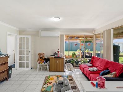 3 Auld Court, Waikiki WA 6169