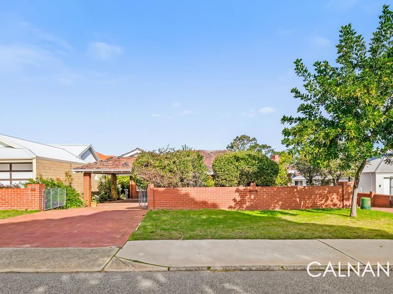 42 Beach Street, Bicton WA 6157