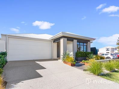 17 Parmelia Entrance, Port Kennedy WA 6172