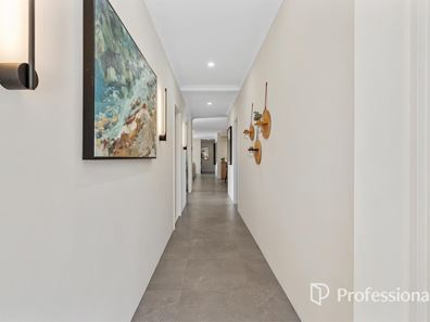 17 Parmelia Entrance, Port Kennedy WA 6172