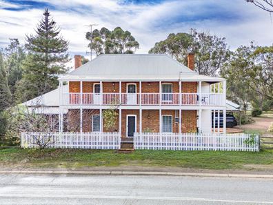18 Avon Terrace, York WA 6302