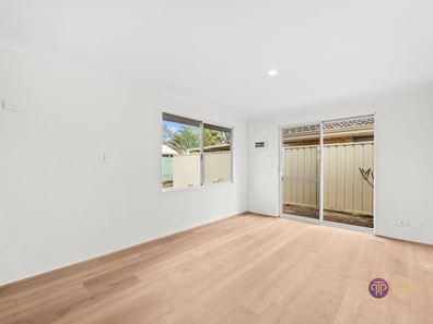 30A Riverside Lane, Seville Grove WA 6112