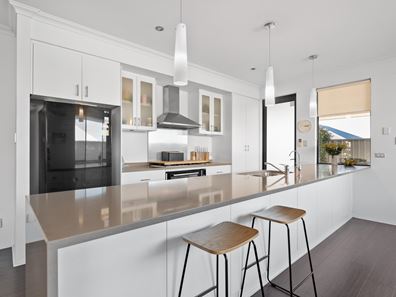 6 Gillespie Parkway, Baldivis WA 6171