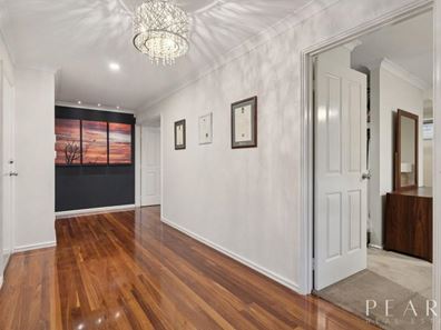 10 Featherflower Avenue, Dayton WA 6055