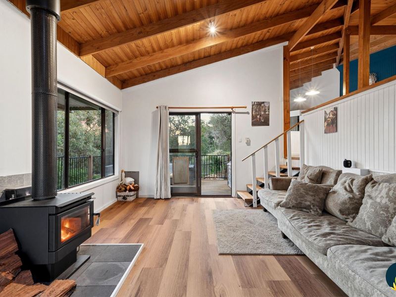 15 Hillside Road, Mount Richon WA 6112