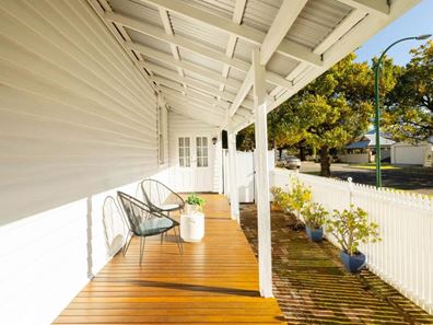 27 Gloucester Street, Victoria Park WA 6100