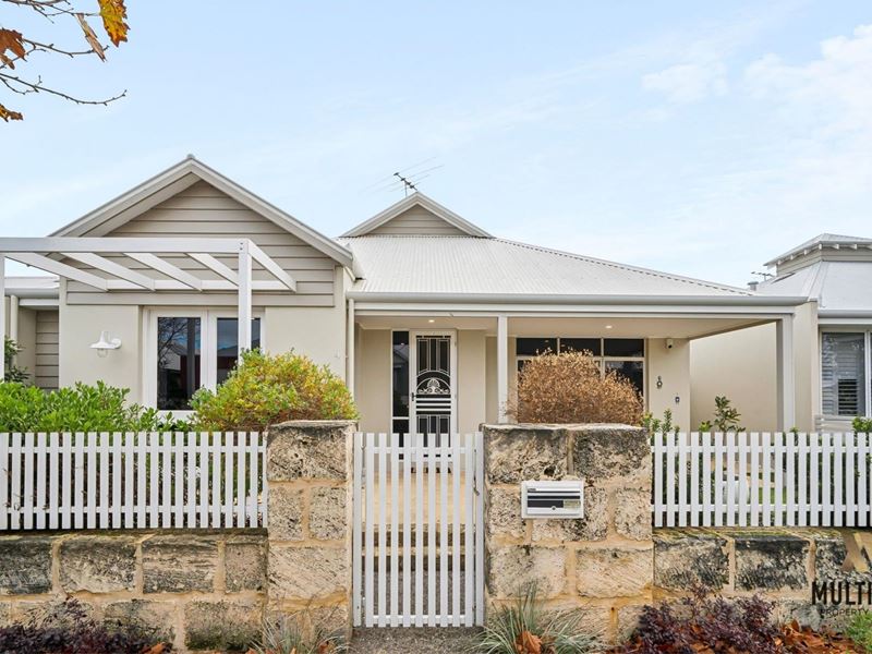 4 Angelica Way, Atwell