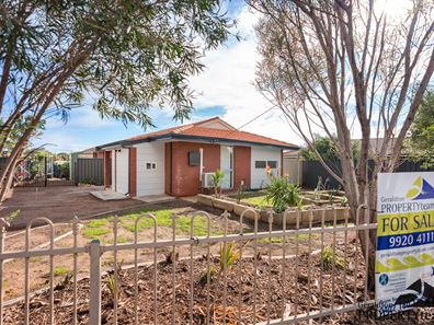 136 Abraham Street, Karloo WA 6530