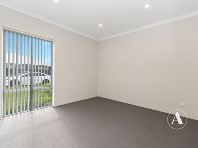 100 Dotterel  Way, East Cannington WA 6107