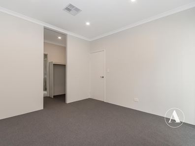 100 Dotterel  Way, East Cannington WA 6107