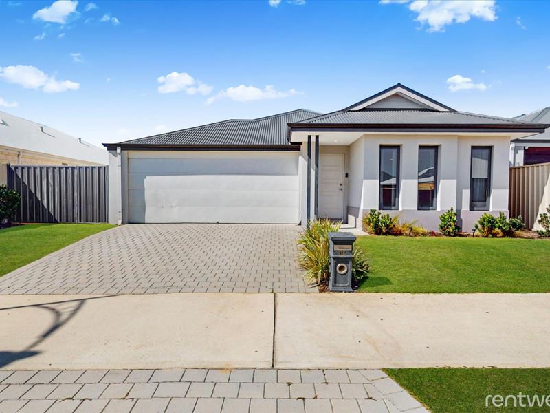 86 Eleanore Dr, Madora Bay