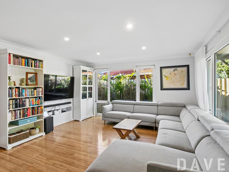 33 Gilbert Road, Duncraig