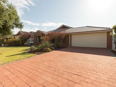 6 Liechardt Loop, Rockingham WA 6168