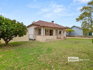 15 Hackett Road, Harvey WA 6220
