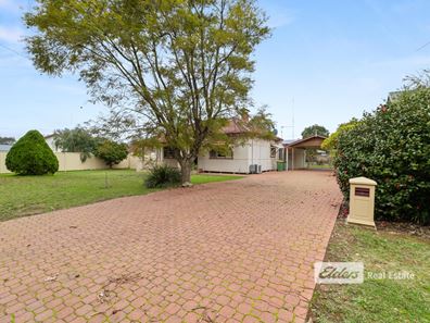 15 Hackett Road, Harvey WA 6220