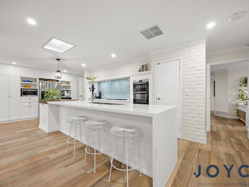 39 Cornfield Place, Hillarys WA 6025