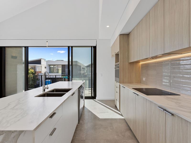 3/1 Enderby Close, North Coogee WA 6163