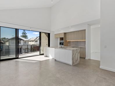 3/1 Enderby Close, North Coogee WA 6163