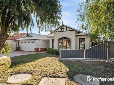 6 Knutsford Crescent, Port Kennedy WA 6172