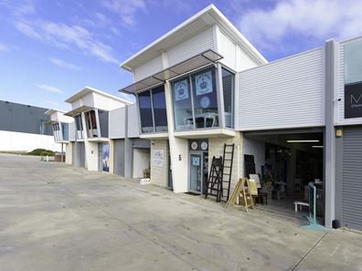 5/9 Caloundra Road, Clarkson WA 6030