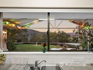 11 Possum Place, Kelmscott WA 6111