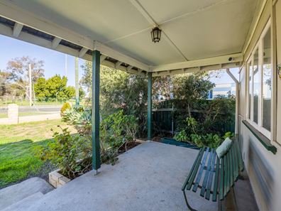 104 Duke Street East, Northam WA 6401